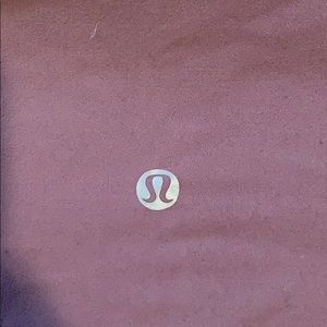 Lilac cropped lululemon leggings